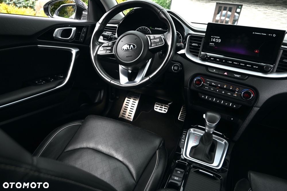 Kia XCeed 1.4 T-GDI L Business Line DCT - 19