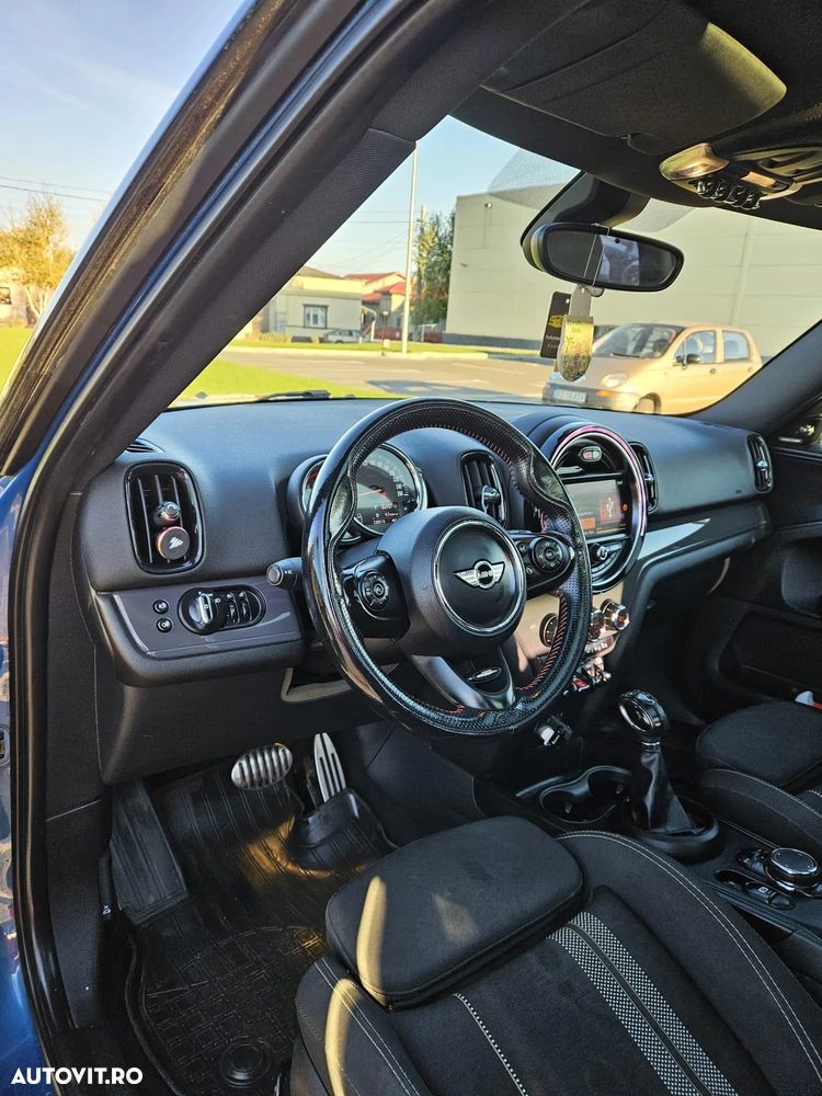 Mini Countryman - 1