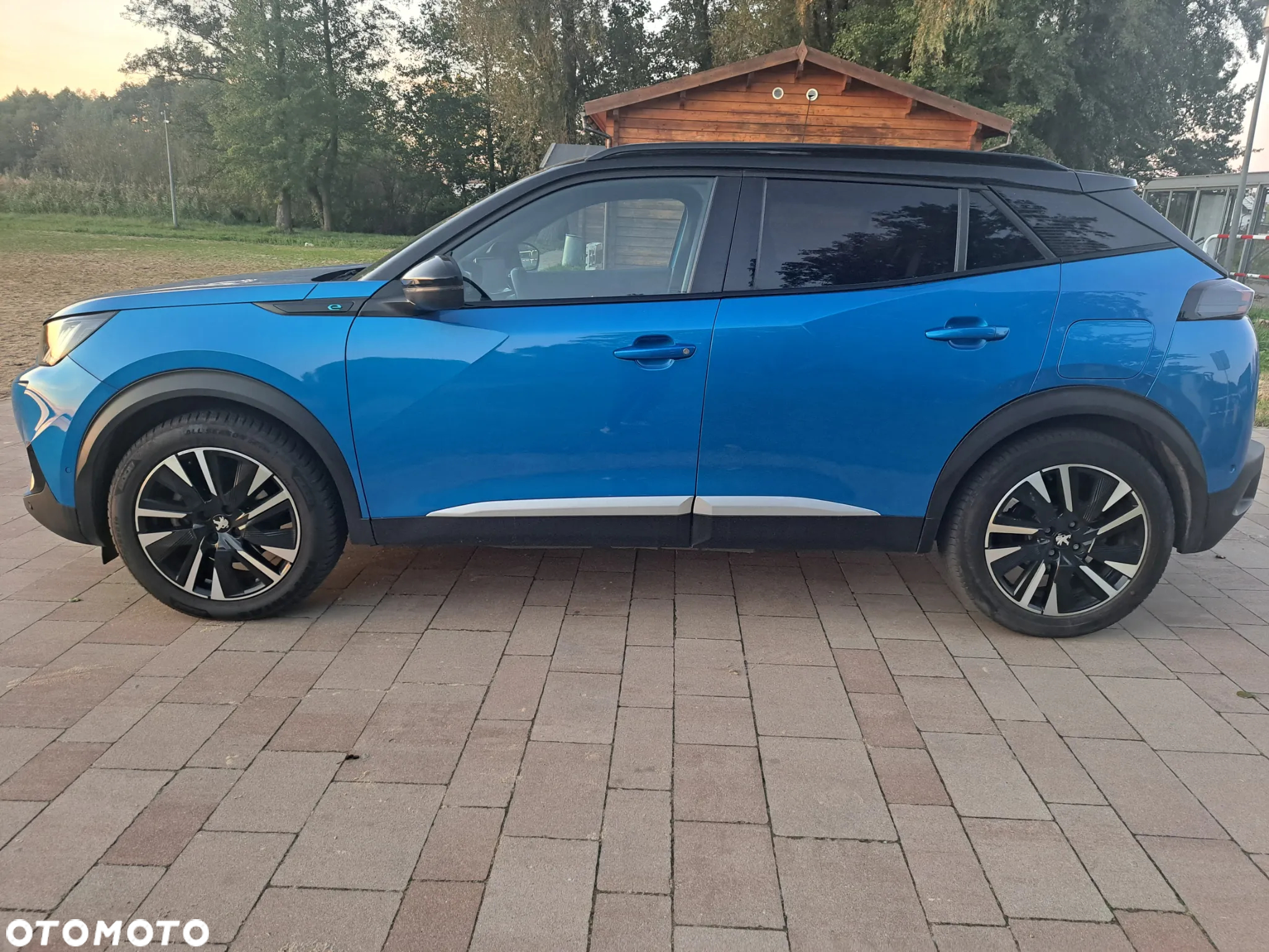 Peugeot 2008 e-2008 GT - 4