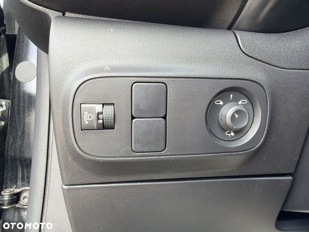 Citroën C3 1.2 PureTech Max EAT6 - 21