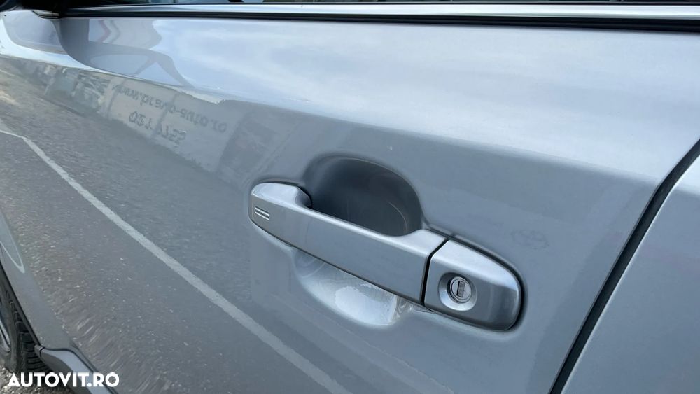 Toyota C-HR 2.0 HSD 184 CP 4x2 CVT C-ult Style bi-tone - 34