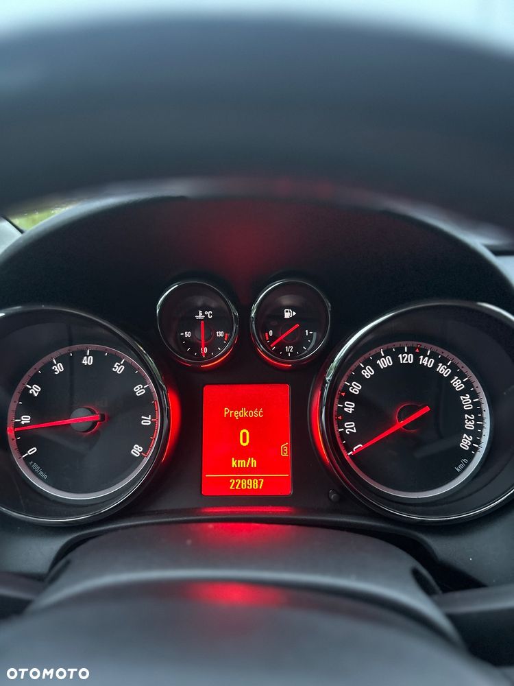 Opel Astra 1.4 Turbo Cosmo - 6