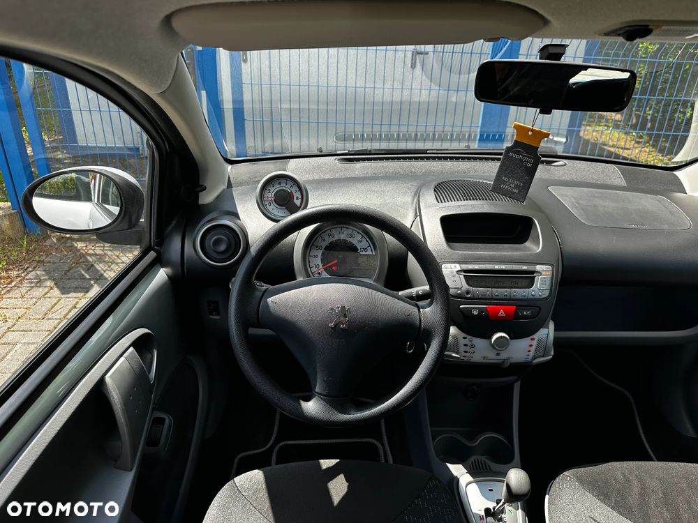 Peugeot 107 70 2-Tronic Filou - 21