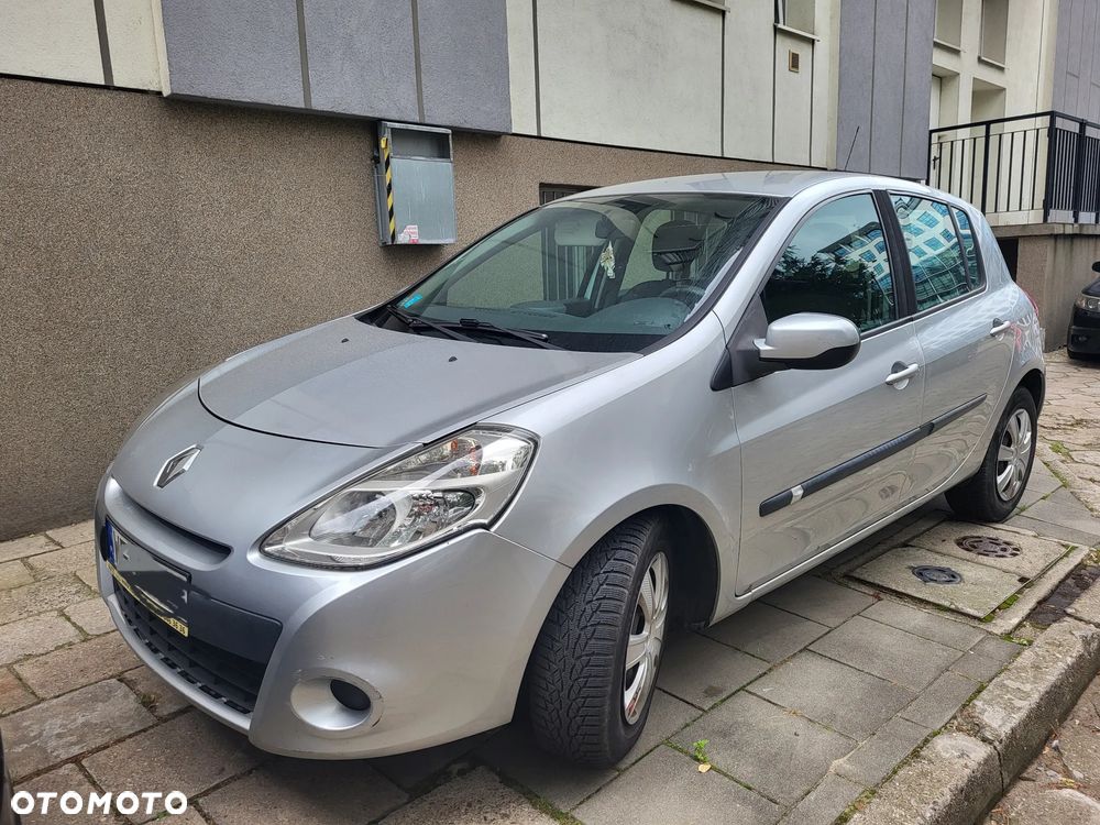 Renault Clio - 1