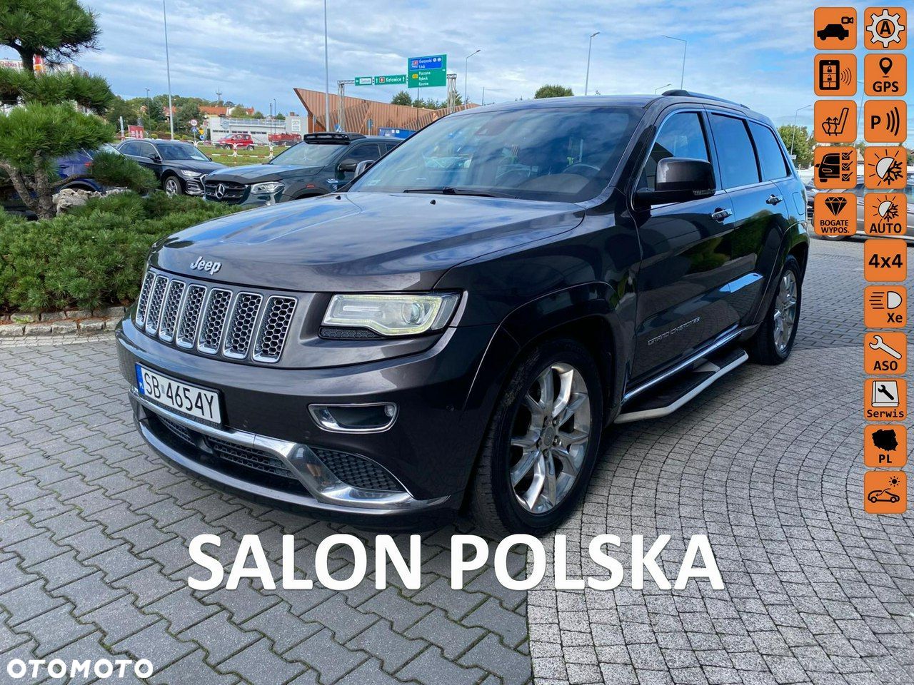 Jeep Grand Cherokee - 1