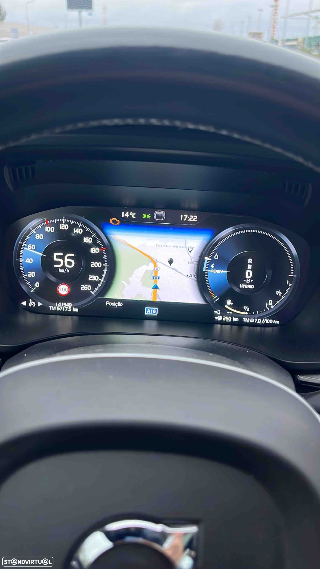 Volvo XC 60 2.0 T6 PHEV R-Design Expression AWD - 32