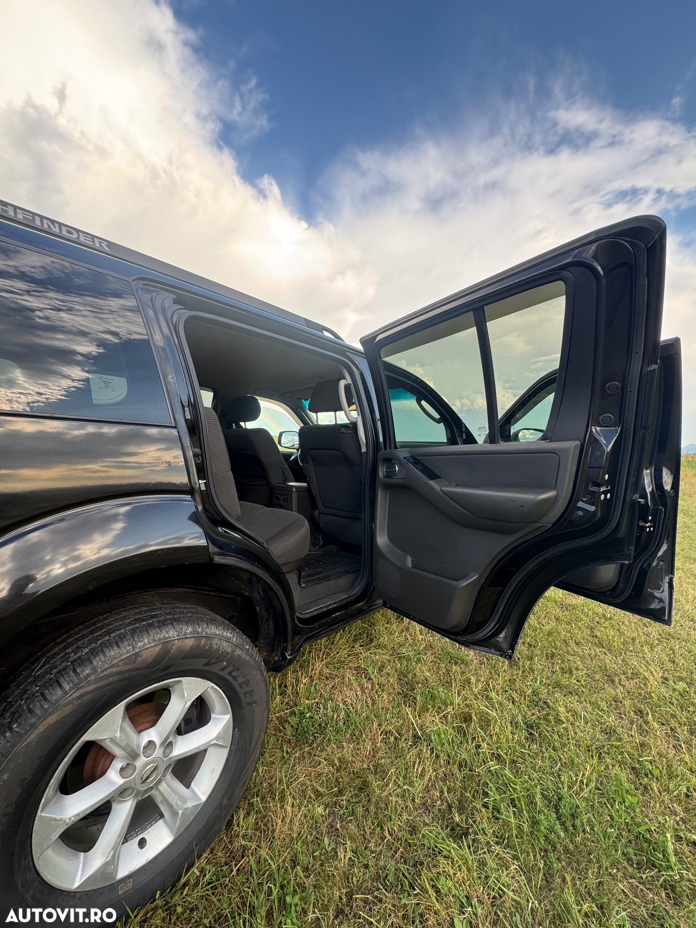 Nissan Pathfinder 2.5 dCi LE - 17