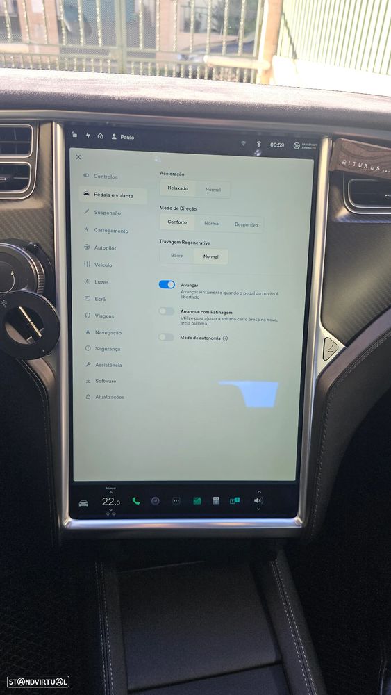 Tesla Model S 90D - 7