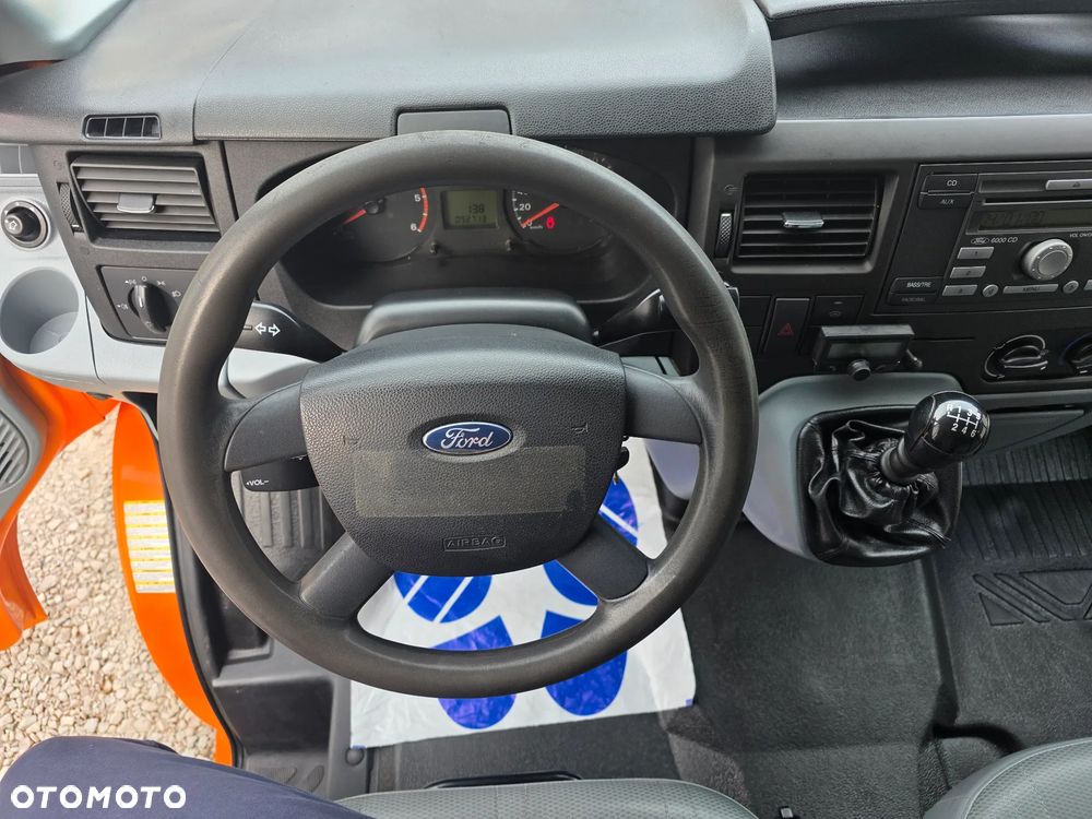 Ford Transit - 14
