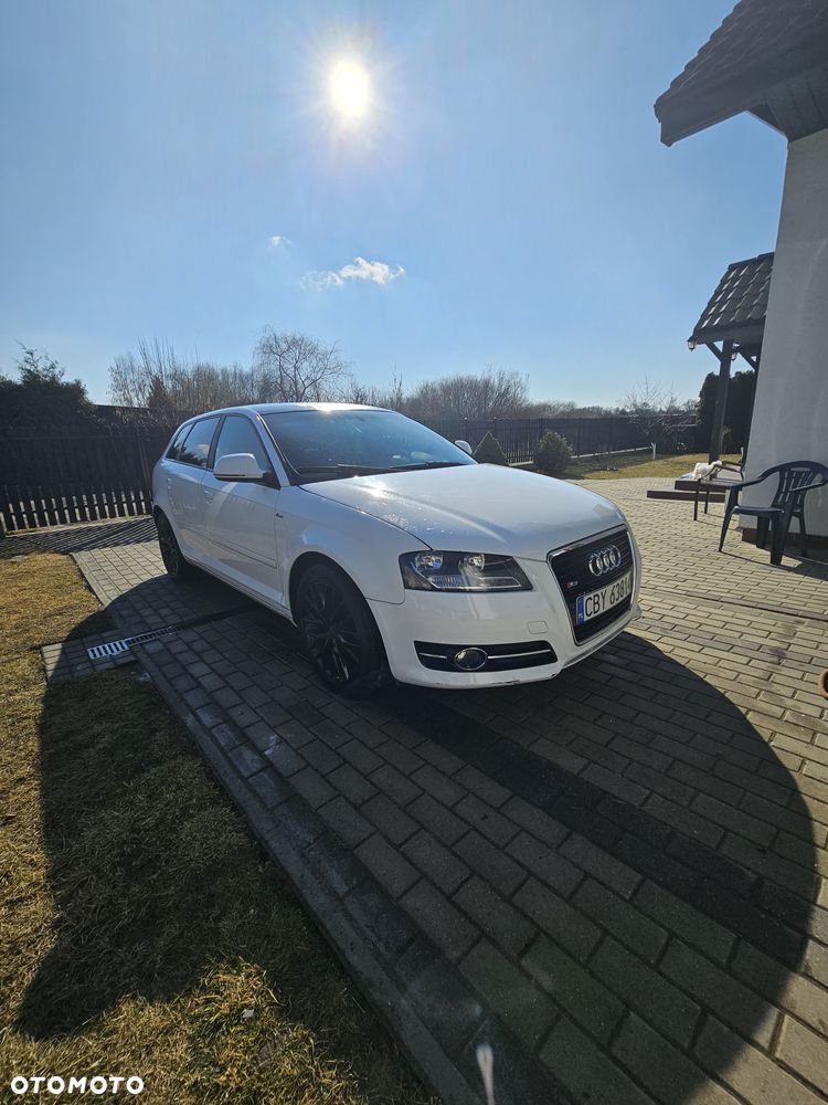Audi A3 Sportback 2.0 TDI DPF Ambition - 2