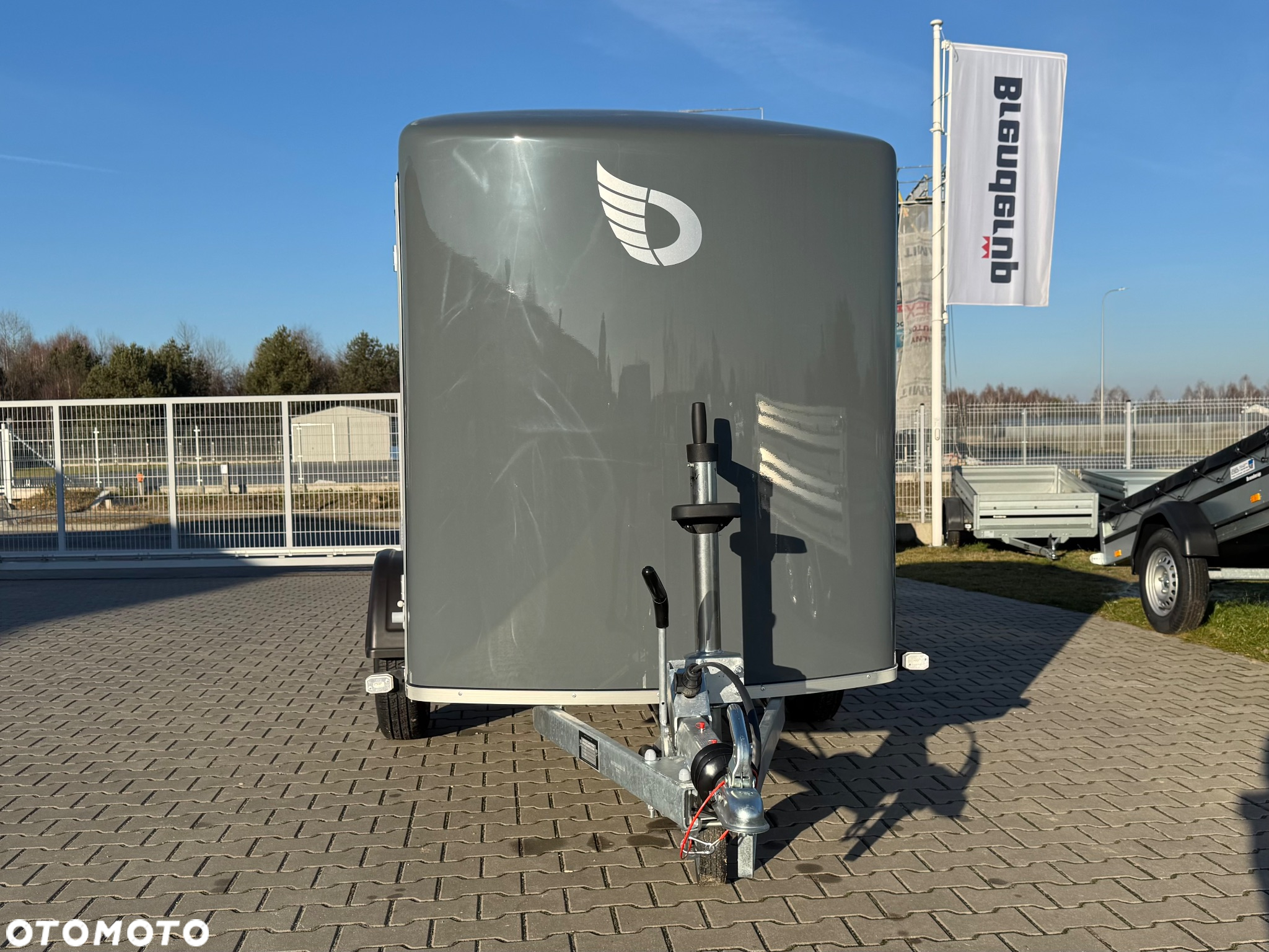 Debon C255 PPL | drzwi boczne / 255 x 125 cm / 1300kg DMC - 15