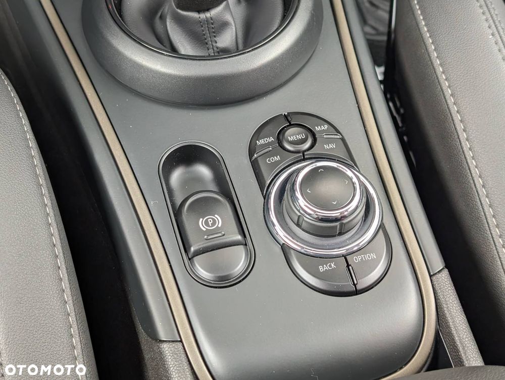MINI Countryman - 18