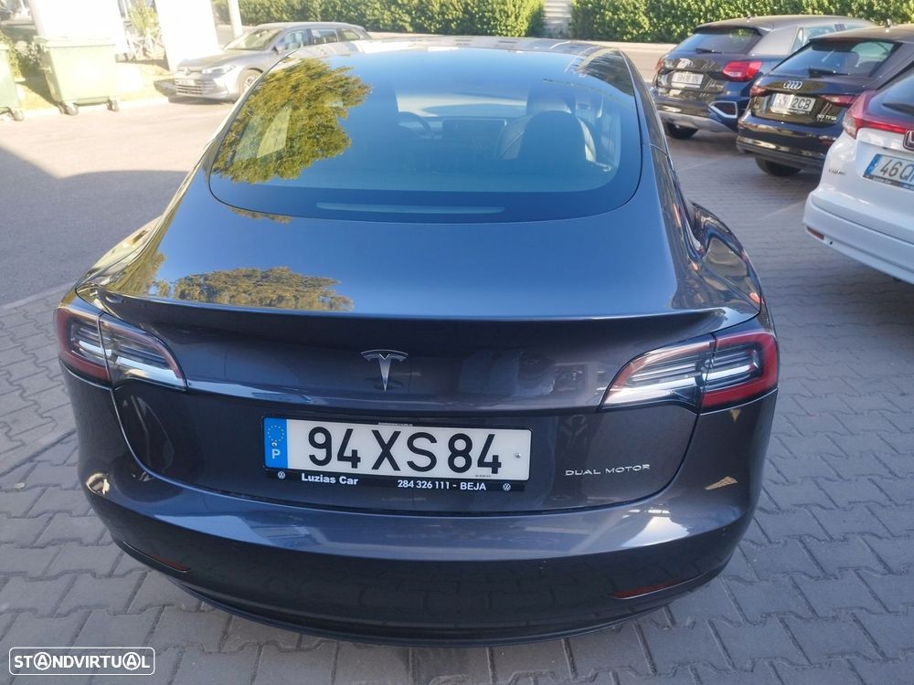 Tesla Model 3 Long-Range Dual Motor AWD - 4