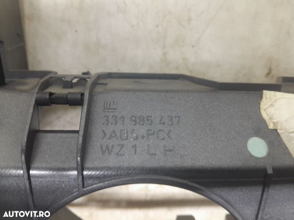 Rama consola centrala 331985437 Opel Astra H [2004 - 2007] 1.7 cdti Z - 3