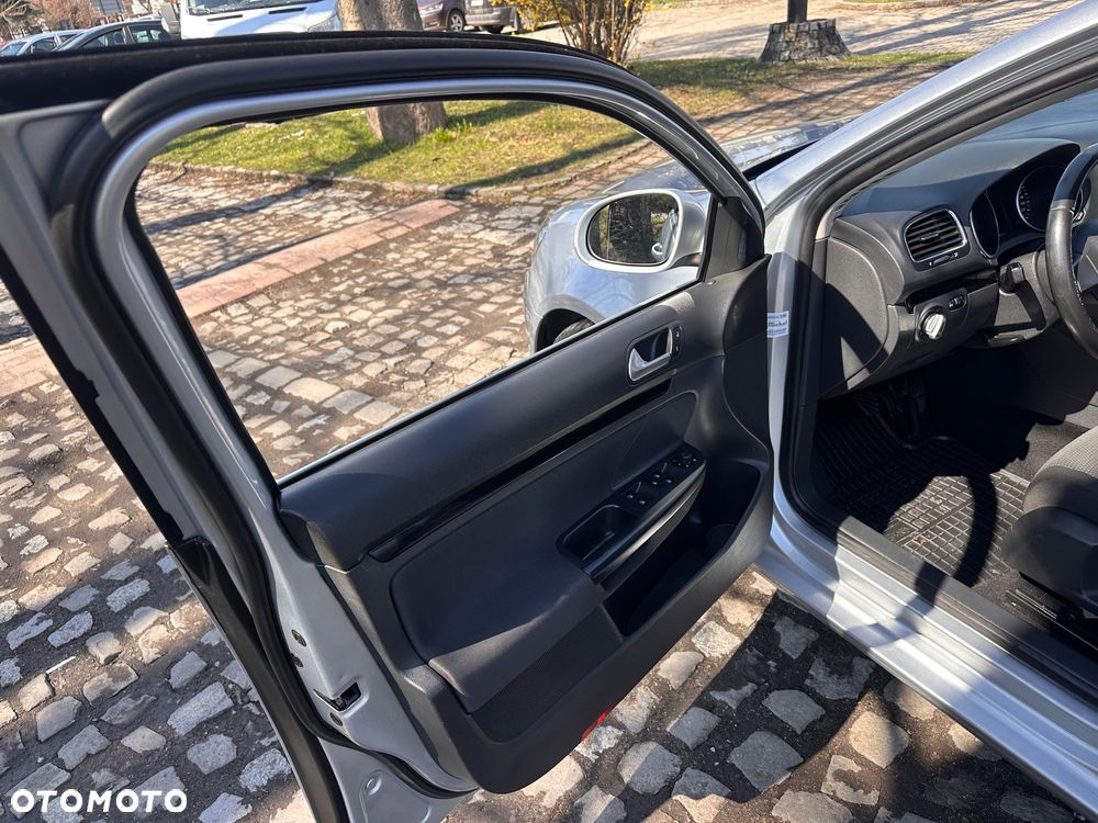 Volkswagen Golf 1.6 TDI DPF Style - 14