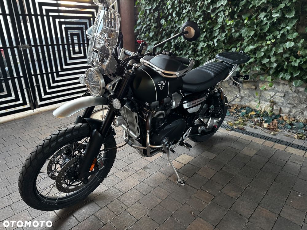 Triumph Scrambler - 14