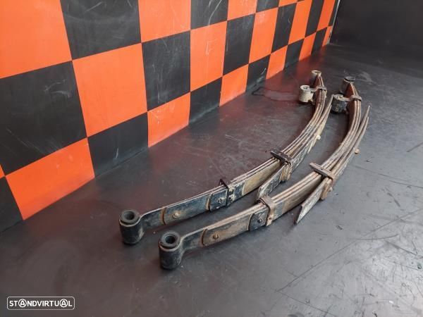 Conjunto Molas Suspensão Tras/Traseira Toyota Hilux Ii Pick-Up (Rn6_, - 3