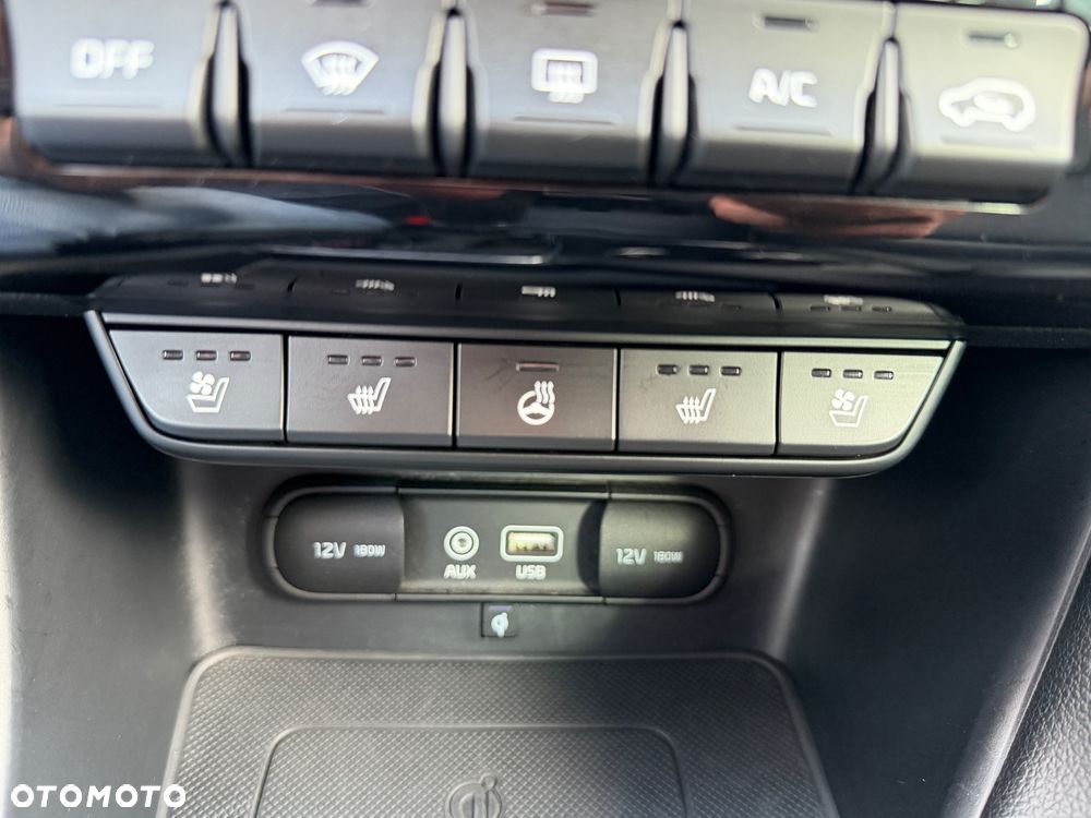 Kia Sportage 2,0 CRDI AWD Platinum - 23