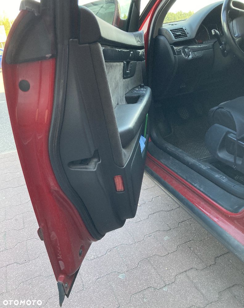 Audi A4 Avant - 16