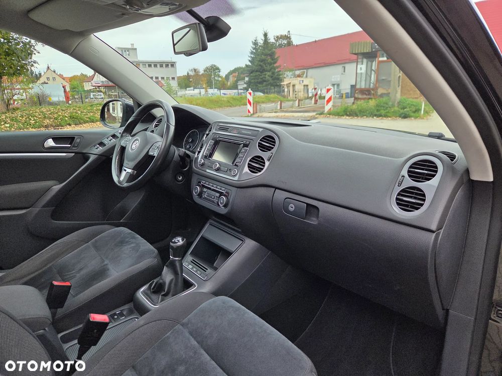 Volkswagen Tiguan 2.0 TDI DPF Sport & Style - 28