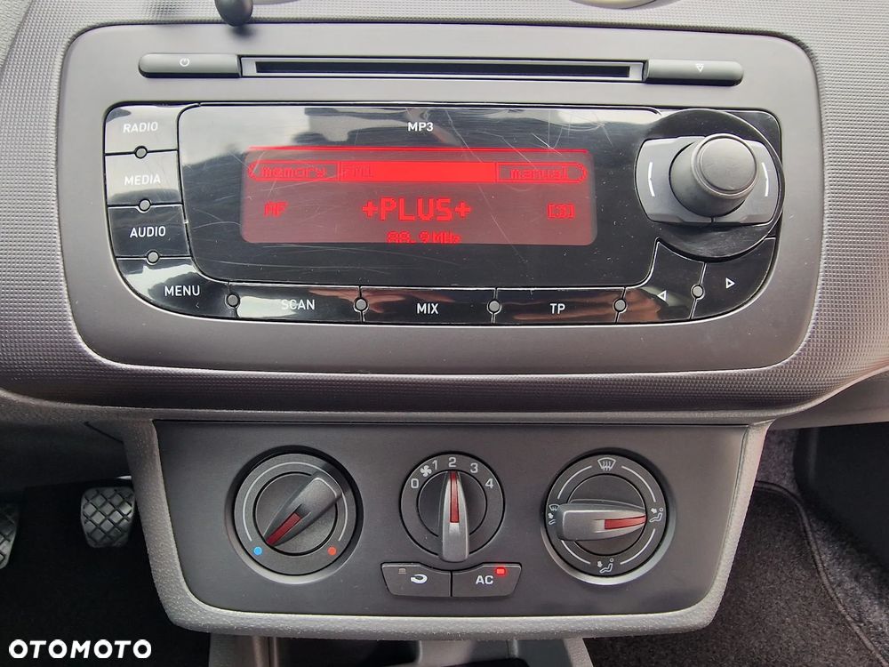 Seat Ibiza 1.4 16V Entry - 22