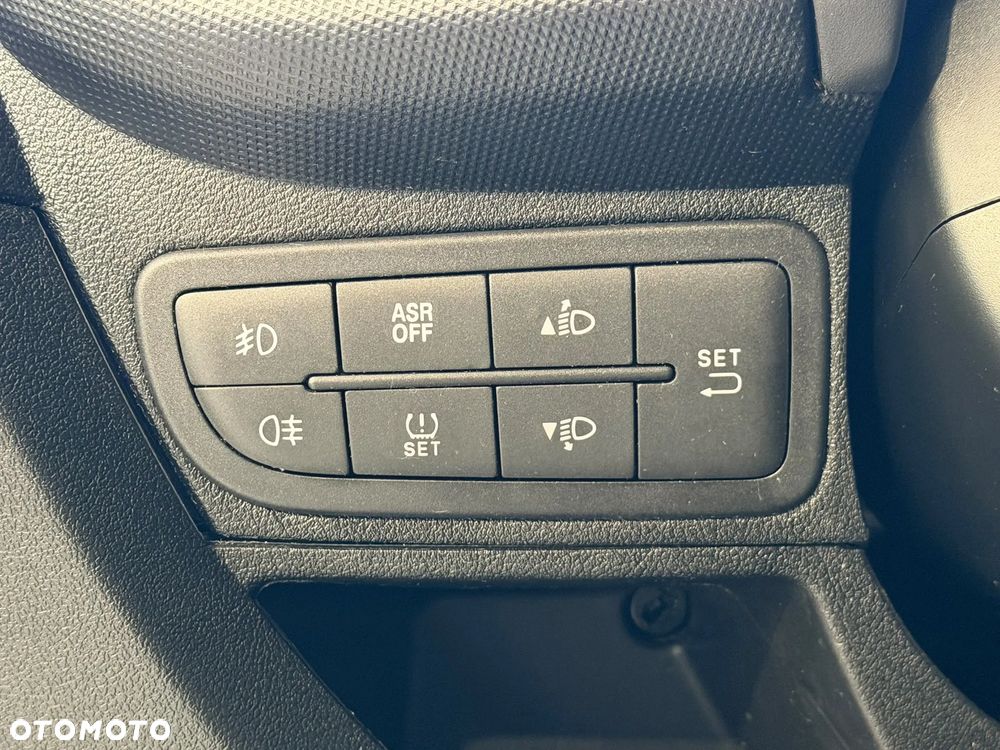 Fiat Qubo 1.4 8V Lounge - 23