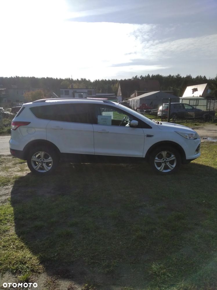 Ford Kuga 2.0 TDCi FWD Trend - 4