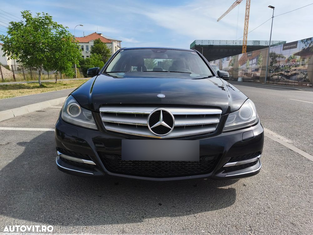Mercedes-Benz C 180 CDI DPF (BlueEFFICIENCY) 7G-TRONIC - 4