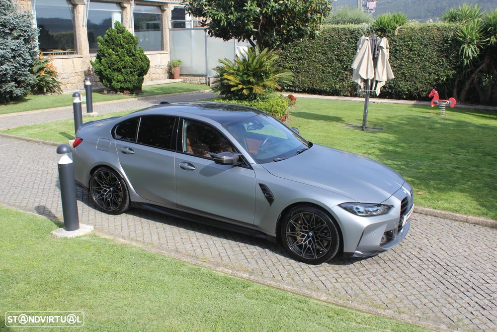 BMW M3 Competition xDrive Pack 50 anos M - 9
