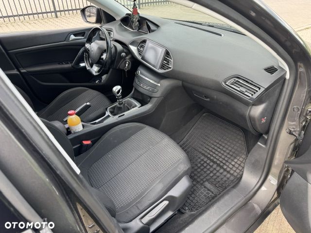 Peugeot 308 1.2 PureTech GPF Business Line S&S - 16