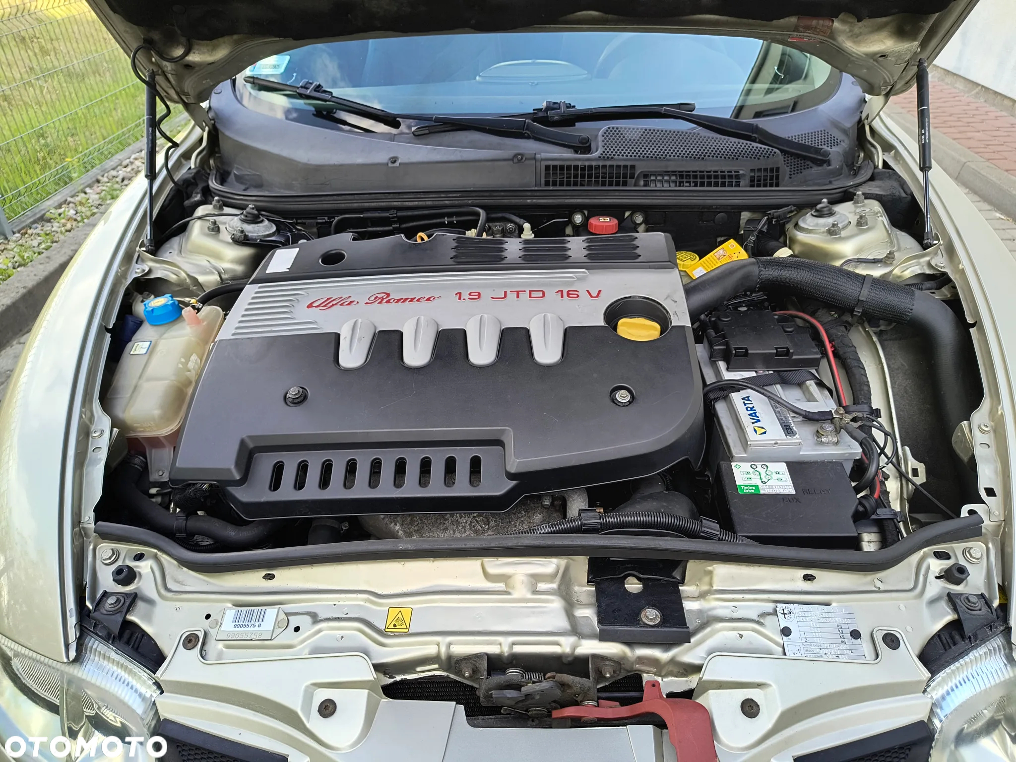 Alfa Romeo GT 1.9JTD 16V Progression - 10