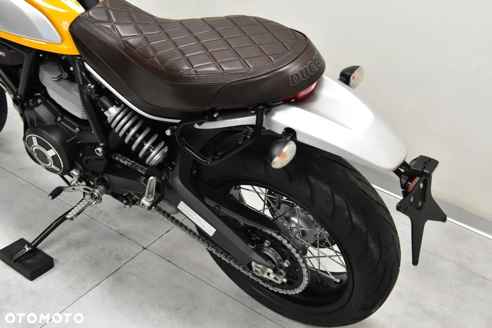 Ducati Scrambler - 18