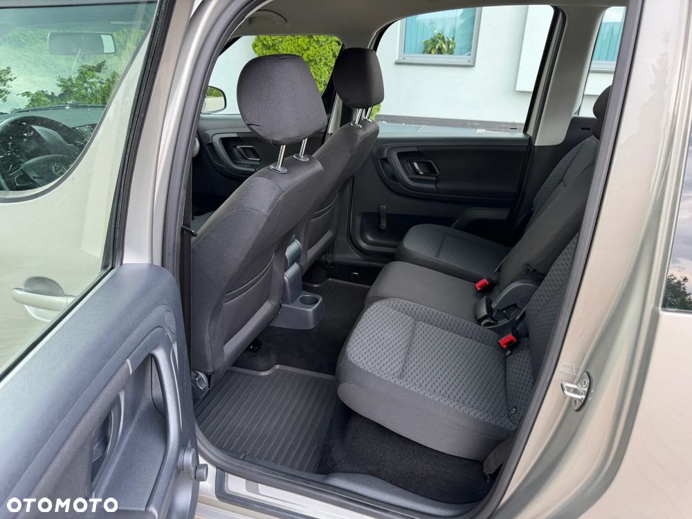 Skoda Roomster 1.4 16V Elegance - 29