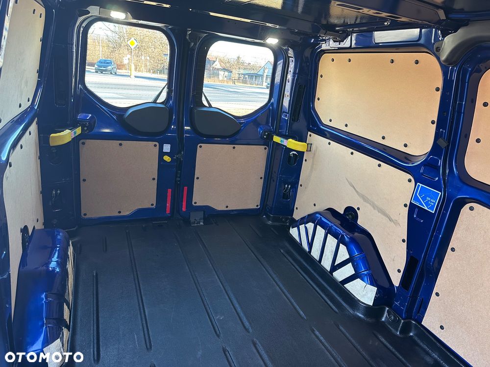 Ford TRANSIT CUSTOM - 29