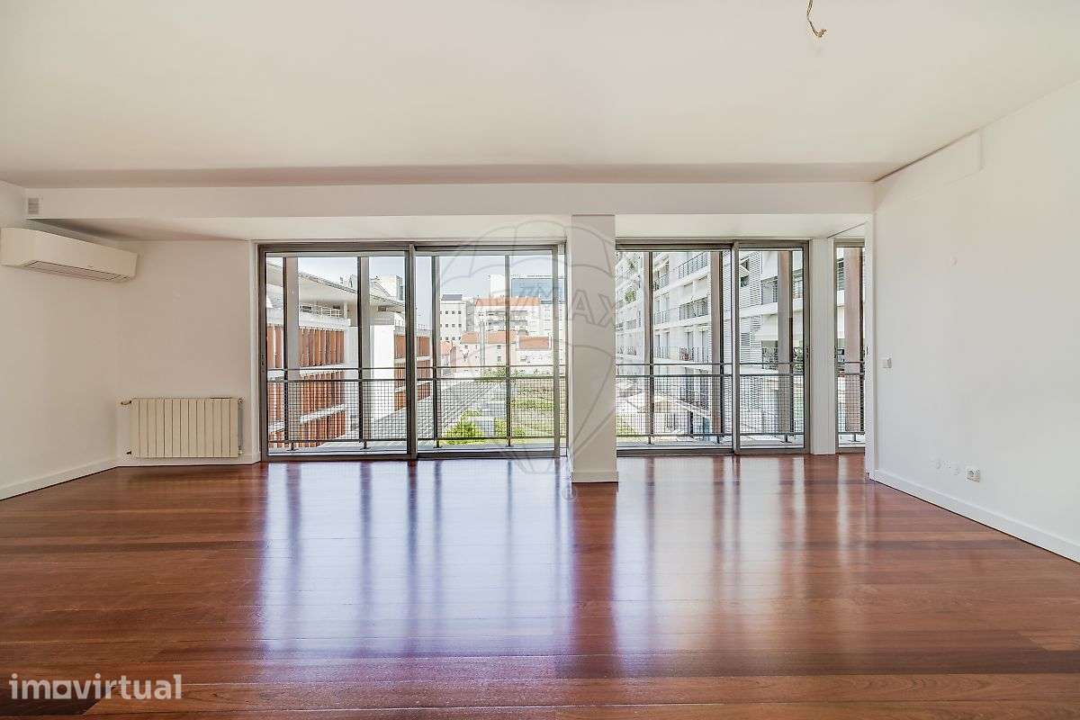 Apartamento T3 para arrendamento - Grande imagem: 2/31