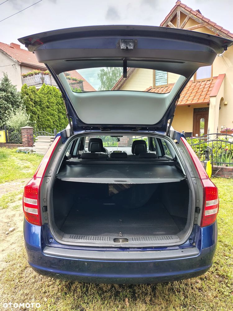 Kia Ceed 1.6 CRDi 115 Vision - 11