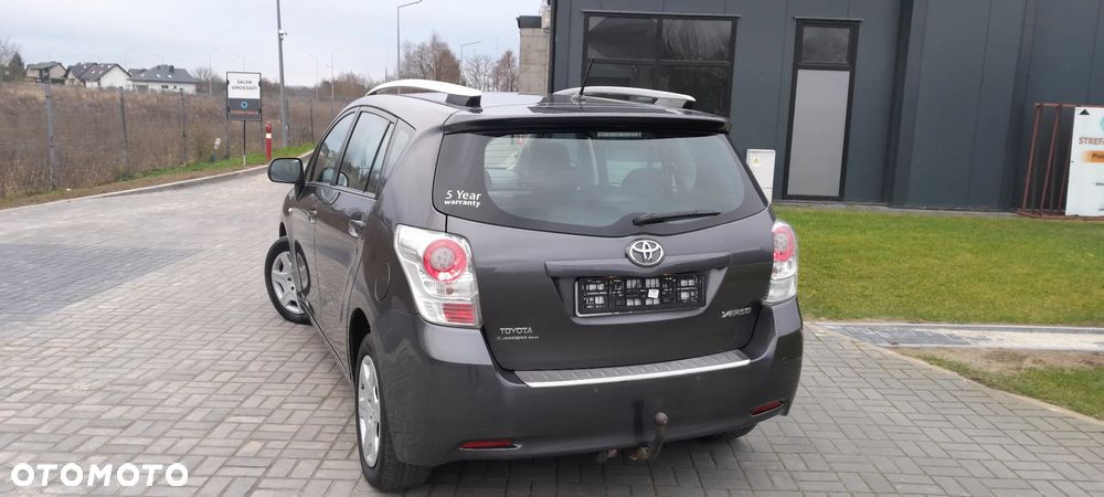Toyota Verso 2.0 D-4D Edition - 9