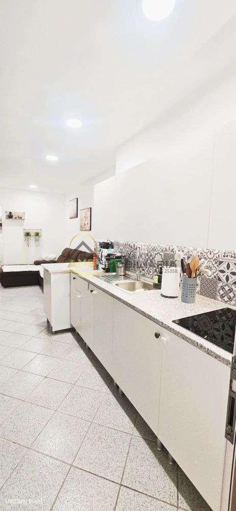 LOJA COMERCIAL/APARTAMENTO T1+1 - Grande imagem: 3/32