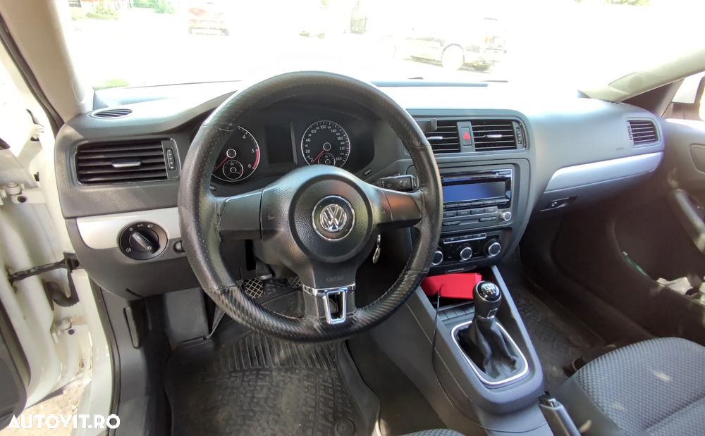 Volkswagen Jetta 1.6 TDI CR DPF Trendline - 7