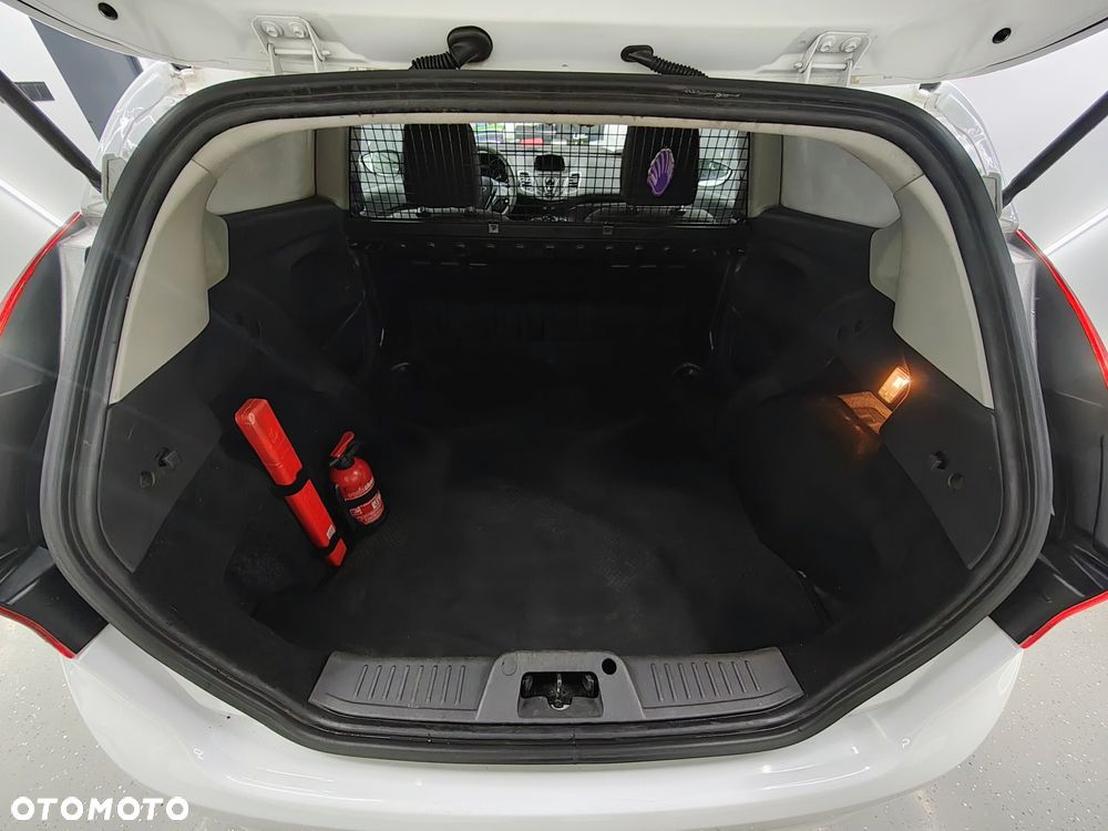 Ford Fiesta - 7
