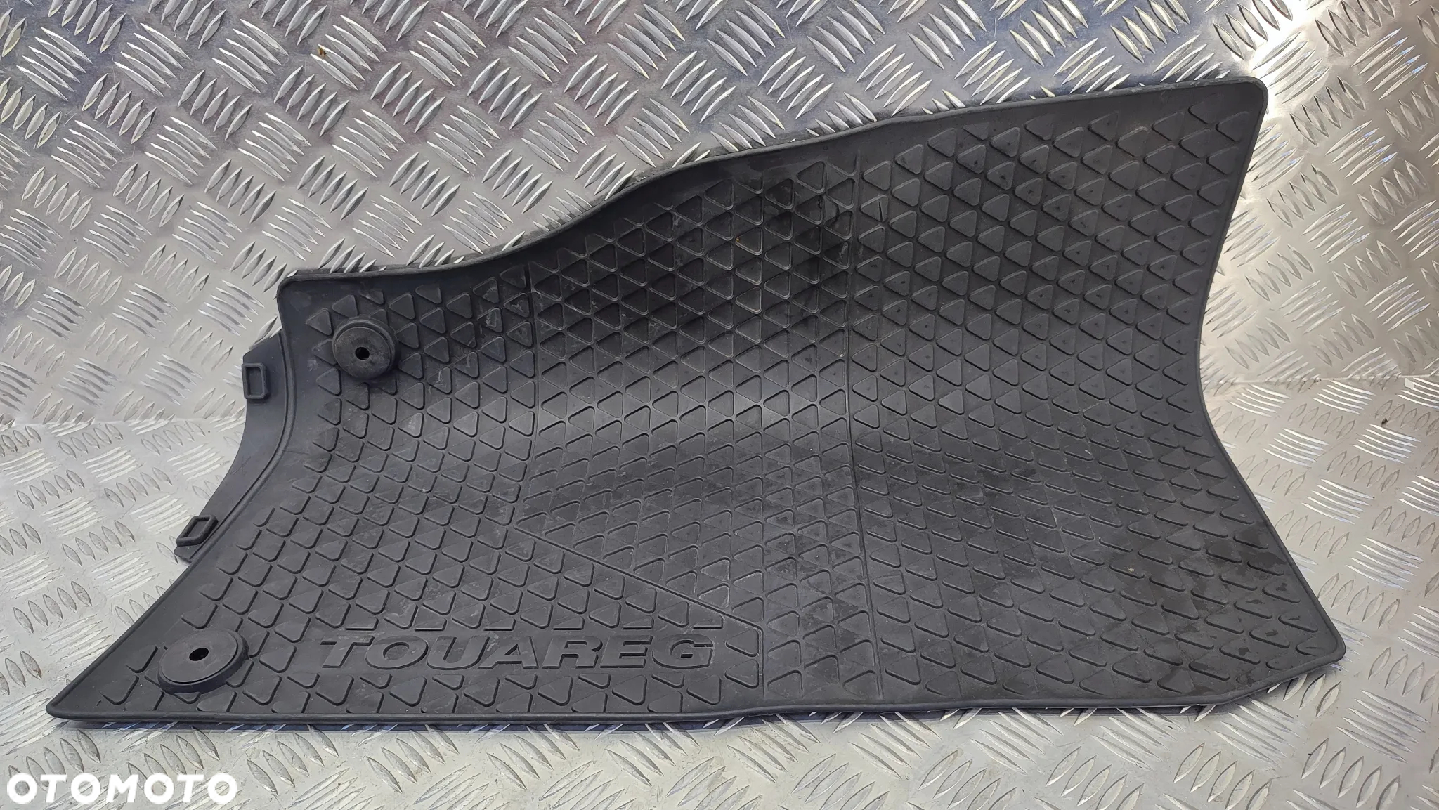 VW TOUAREG 7P 10-18R WYCIERACZKI DYWANIKI GUMOWE PRZOD CZARNE KOMPLET 7P1061501 ORYGINAL - 2