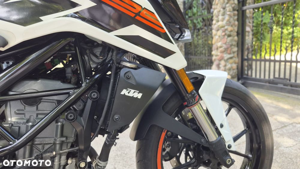 KTM Duke 125 - 11