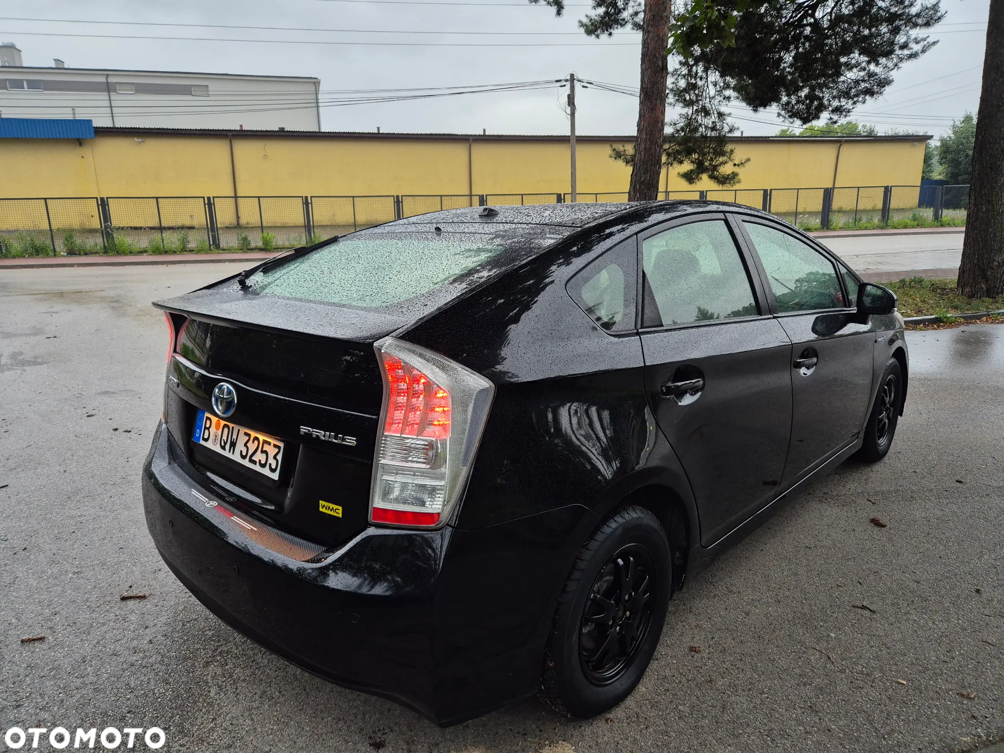 Toyota Prius Hybrid Comfort - 11
