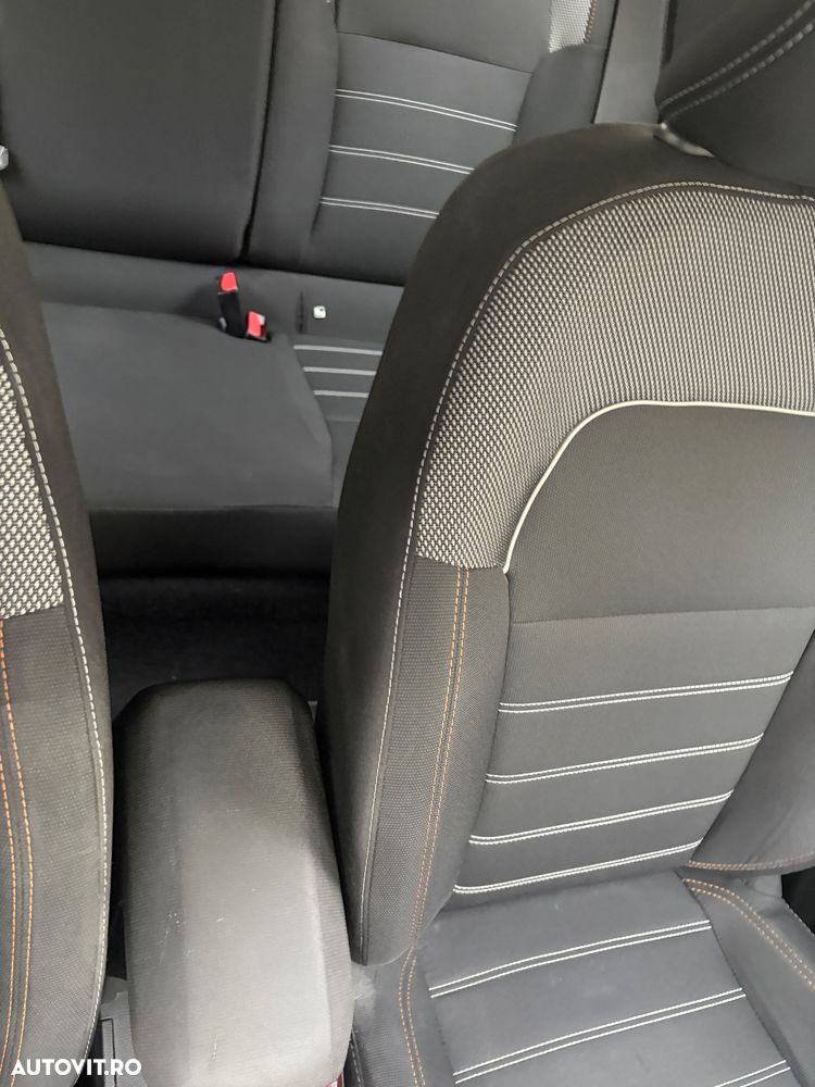 Dacia Sandero TCe 90 CVT Expression - 17