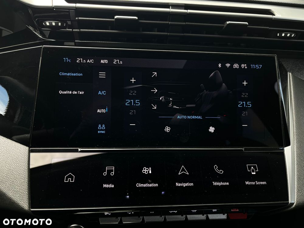Peugeot 308 BlueHDi 130 EAT8 Allure Pack - 21
