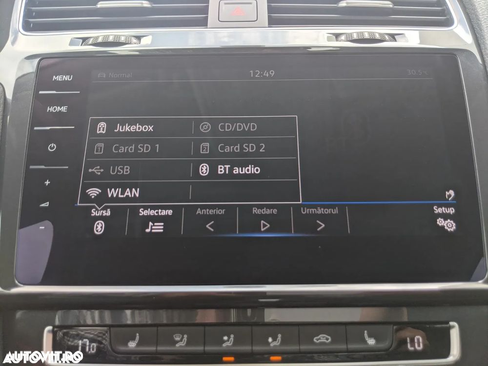 Volkswagen e-Golf - 30