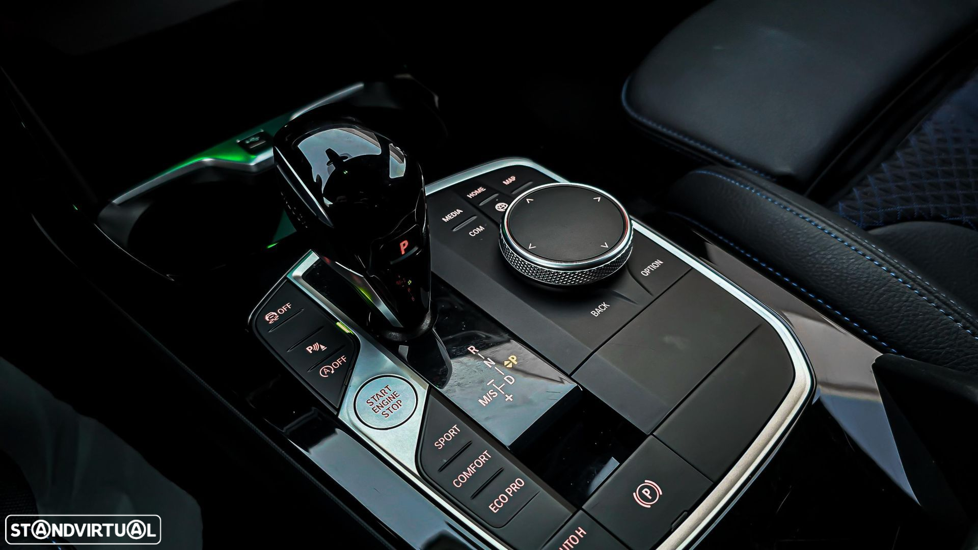 BMW 116 d Pack Desportivo M Auto - 16