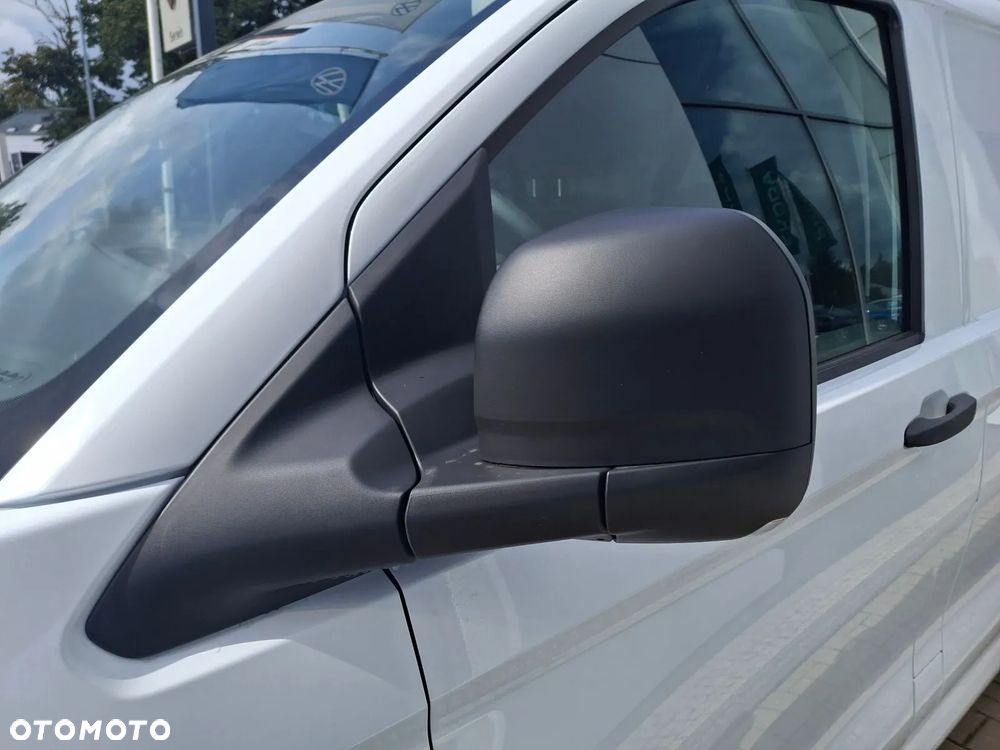 Volkswagen Transporter - 11