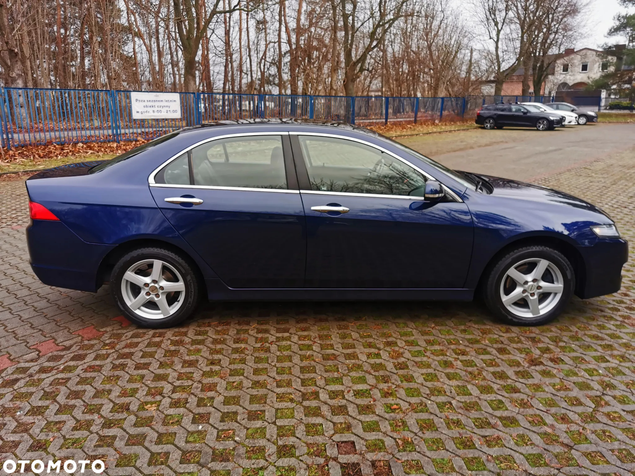 Honda Accord 2.0 Executive - 9