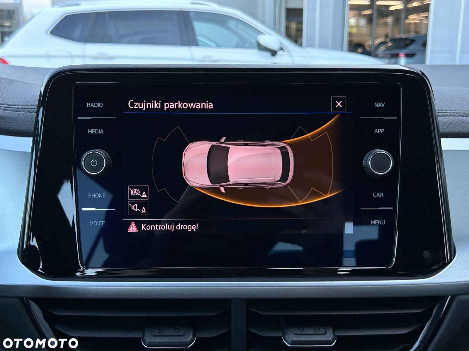 Volkswagen T-Roc 1.5 TSI Life Plus DSG - 26